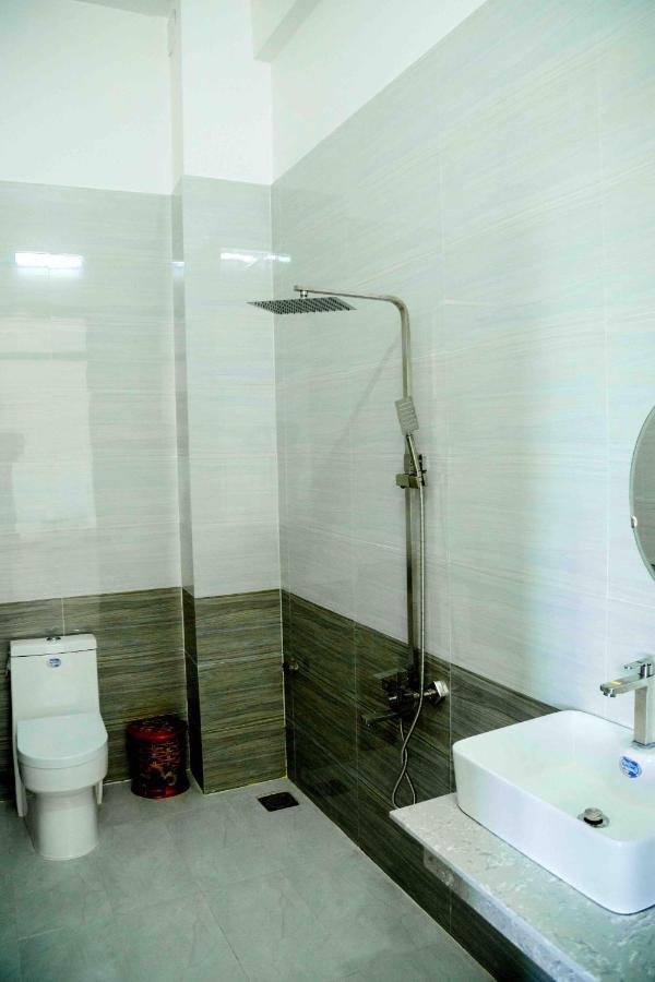 Chau Ngoc Vien Hotel - Bien My Khe - Quang Ngai Exterior photo